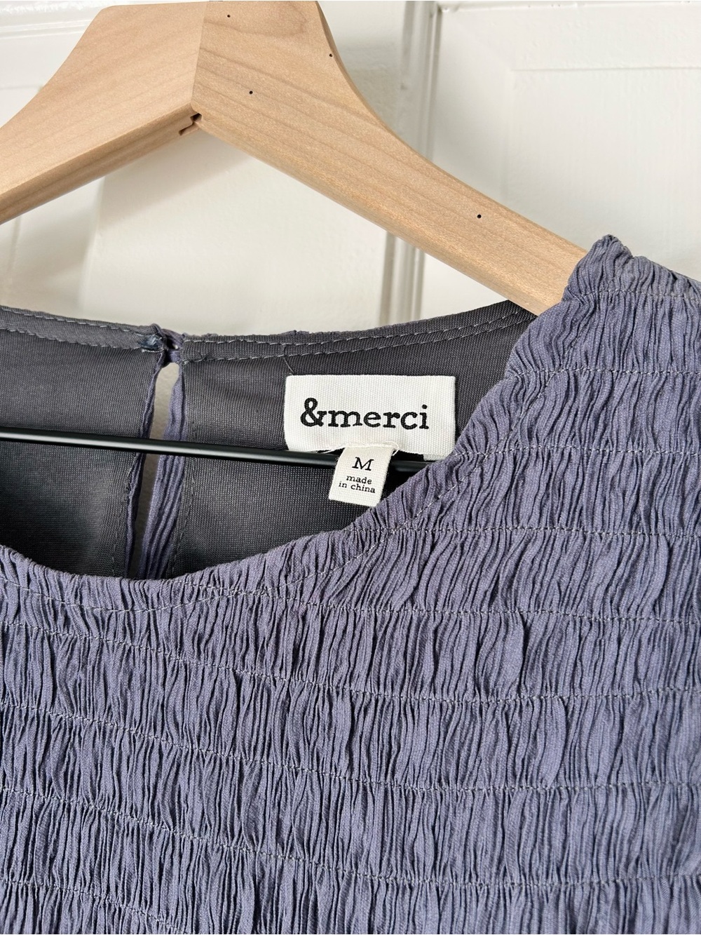 NWOT &merci Slate Purple Smocked Ruffle Blouse Medium - Picture 2 of 5